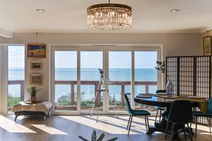 Dining room- click for photo gallery